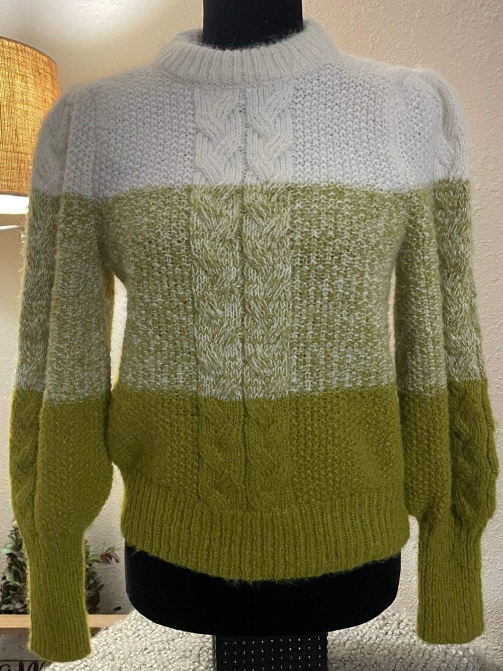 Soft Cable-Knit Colorblock Sweater - Green/Cream